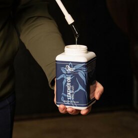 Lederolie bijenwas met kwast 500ml.