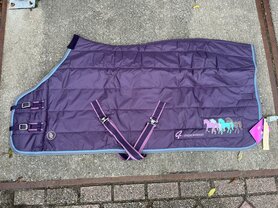 BR 4-ever-horses staldeken purple 240 gr. 175 cm.