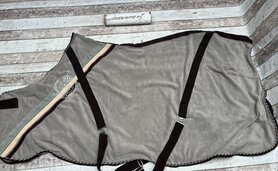 Fleecedeken Level-Up beige.