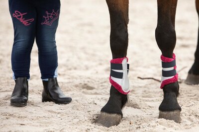 Beenbeschermers Flextrainer Diva Stella zilver/pink.